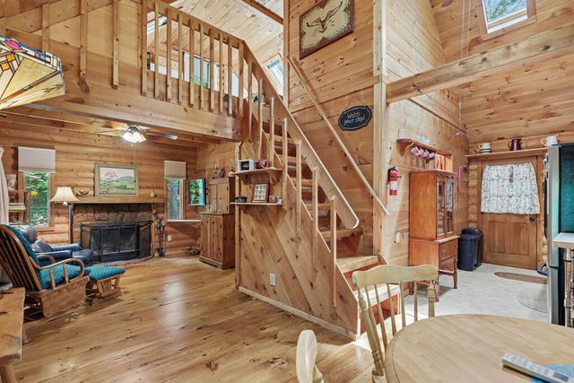 14 Treetop Lane, Blairsville, GA 30512