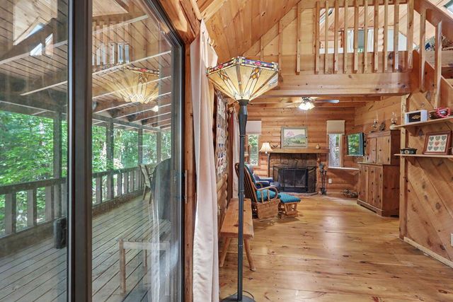 14 Treetop Lane, Blairsville, GA 30512