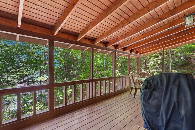 14 Treetop Lane, Blairsville, GA 30512