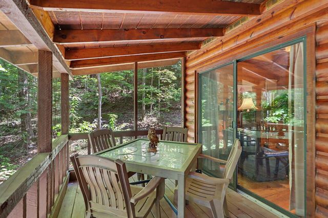 14 Treetop Lane, Blairsville, GA 30512