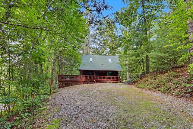 14 Treetop Lane, Blairsville, GA 30512