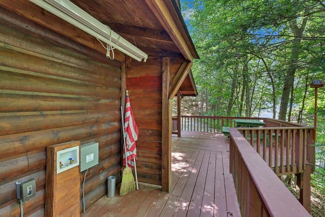 14 Treetop Lane, Blairsville, GA 30512