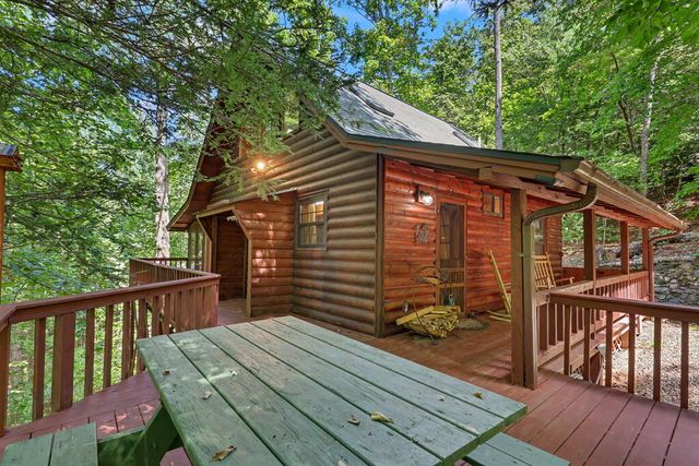14 Treetop Lane, Blairsville, GA 30512