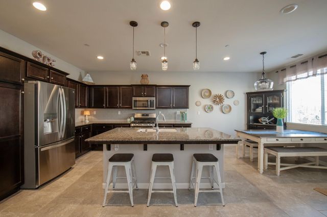 3456 Descanso Avenue, Clovis, CA 93619