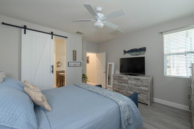 3456 Descanso Avenue, Clovis, CA 93619