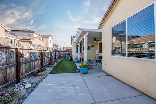 3456 Descanso Avenue, Clovis, CA 93619