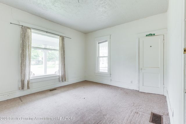 426 N Putnam Street, Williamston, MI 48895