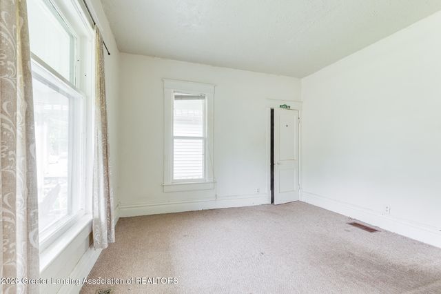 426 N Putnam Street, Williamston, MI 48895