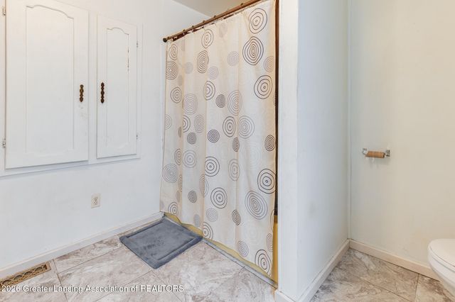 426 N Putnam Street, Williamston, MI 48895