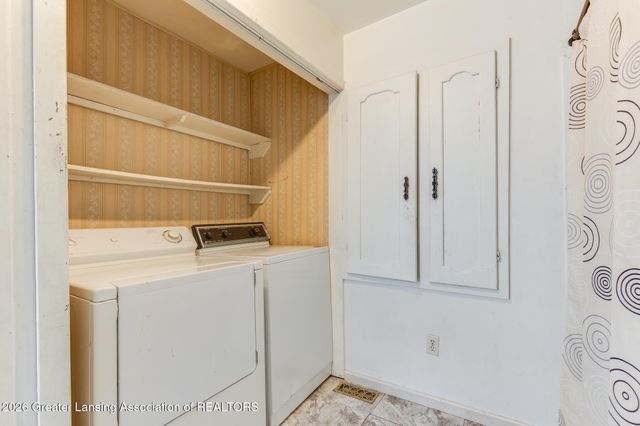 426 N Putnam Street, Williamston, MI 48895