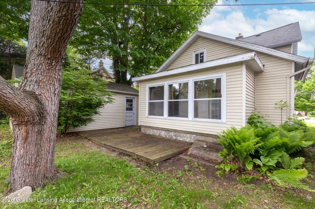 426 N Putnam Street, Williamston, MI 48895