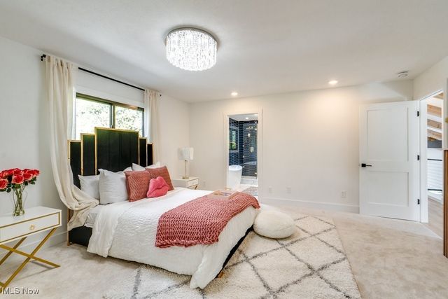 561 Upland Road, Bay Village, OH 44140