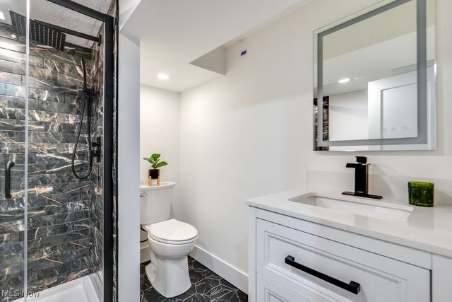 561 Upland Road, Bay Village, OH 44140