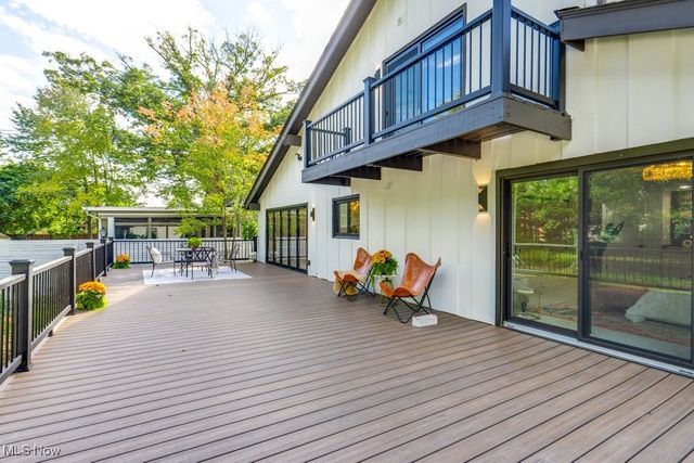 561 Upland Road, Bay Village, OH 44140