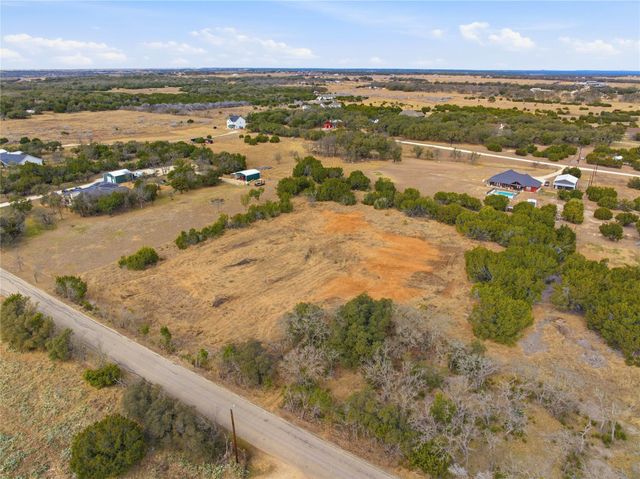 100 County Road 220, Florence, TX 76527