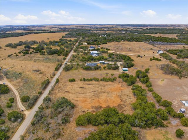 100 County Road 220, Florence, TX 76527