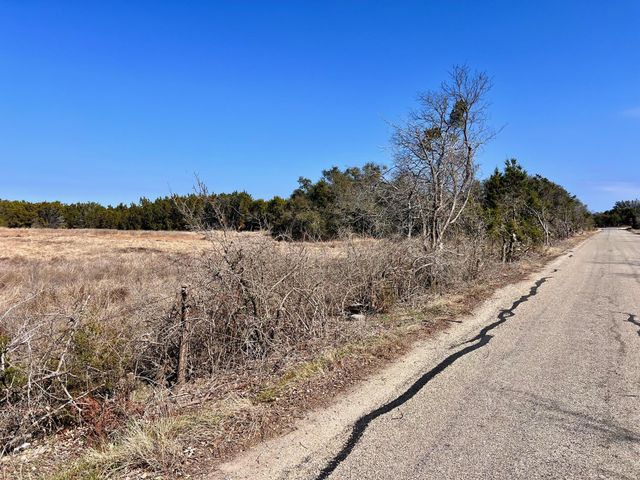 100 County Road 220, Florence, TX 76527
