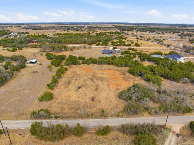 100 County Road 220, Florence, TX 76527