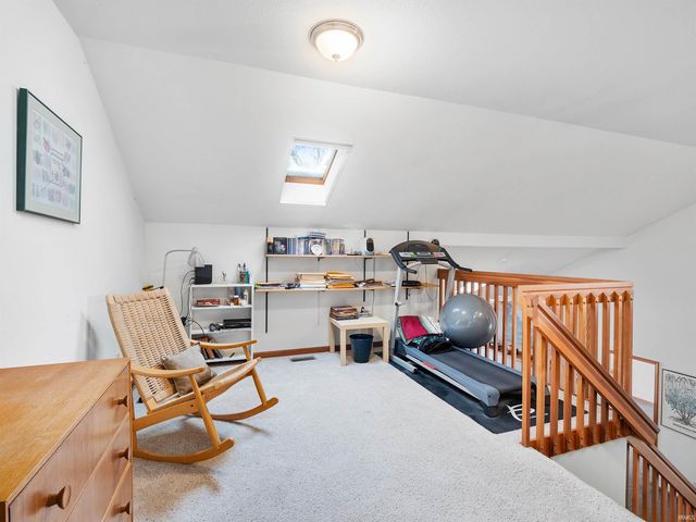 9035 Falcons Run, Fort Wayne, IN 46825