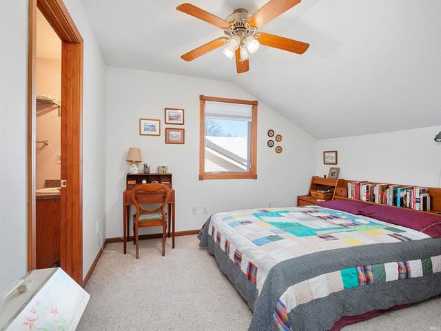 9035 Falcons Run, Fort Wayne, IN 46825