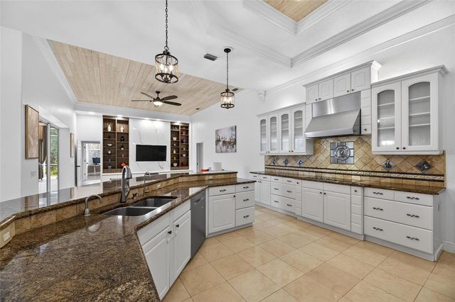 6353 W MACLAURIN DRIVE, Tampa, FL 33647