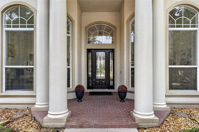 6353 W MACLAURIN DRIVE, Tampa, FL 33647