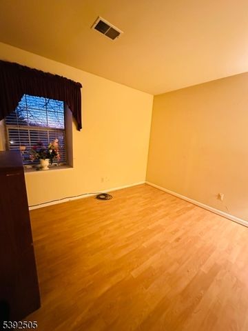 48 Rhea Run, Hampton Twp., NJ 07860