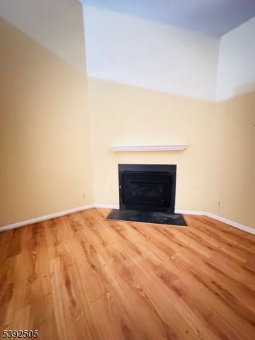 48 Rhea Run, Hampton Twp., NJ 07860