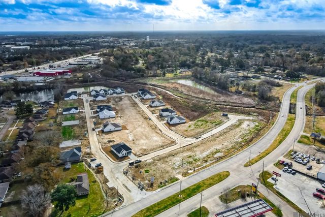 1727 Seawolf Dr, Baton Rouge, LA 70810