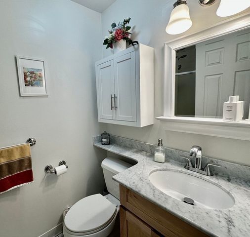 96 Anderer Lane 5, Boston, MA 02132
