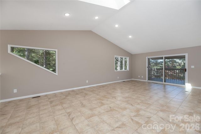 1101 Timber Trail, Asheville, NC 28804