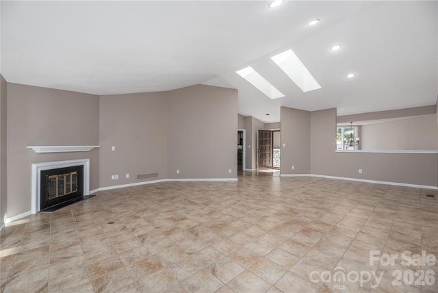 1101 Timber Trail, Asheville, NC 28804