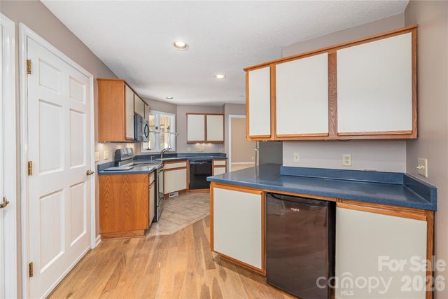 1101 Timber Trail, Asheville, NC 28804
