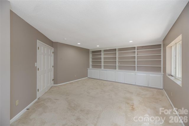 1101 Timber Trail, Asheville, NC 28804