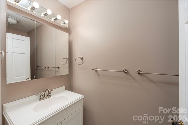 1101 Timber Trail, Asheville, NC 28804