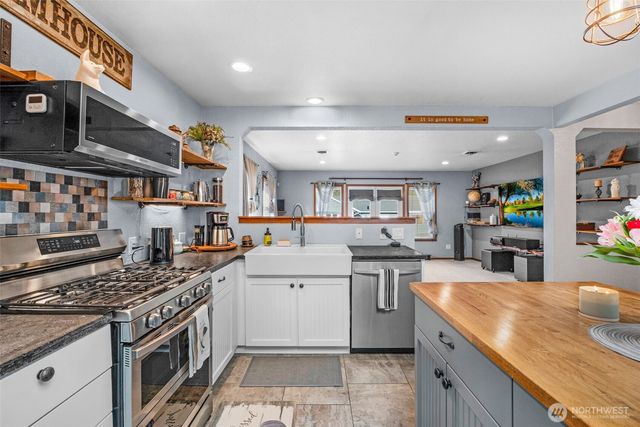 1329 63 Street SE, Everett, WA 98203