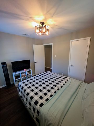 325 Clary Drive, Mesquite, TX 75149