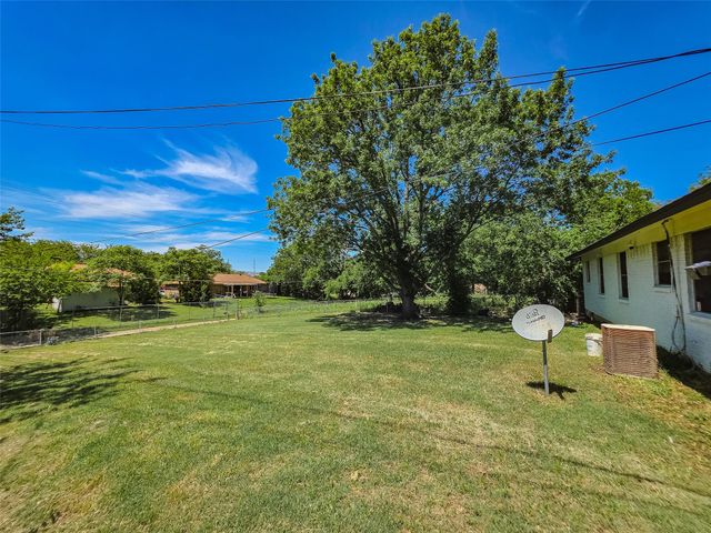 325 Clary Drive, Mesquite, TX 75149