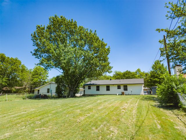 325 Clary Drive, Mesquite, TX 75149