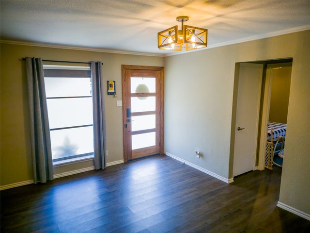 325 Clary Drive, Mesquite, TX 75149