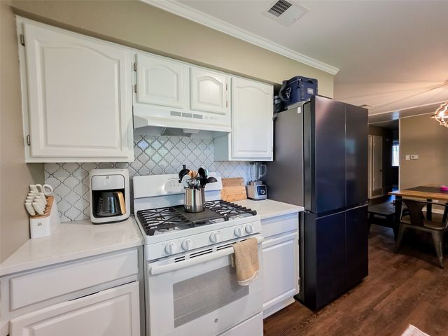 325 Clary Drive, Mesquite, TX 75149