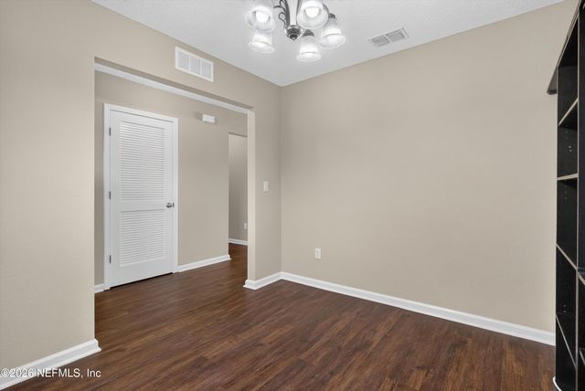 7253 TOWNSEND VILLAGE Court, Jacksonville, FL 32277