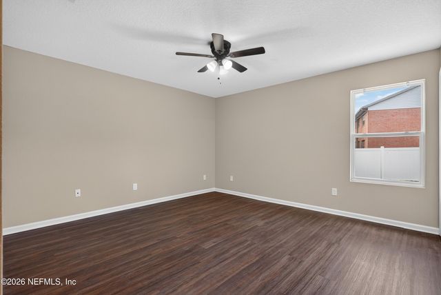 7253 TOWNSEND VILLAGE Court, Jacksonville, FL 32277