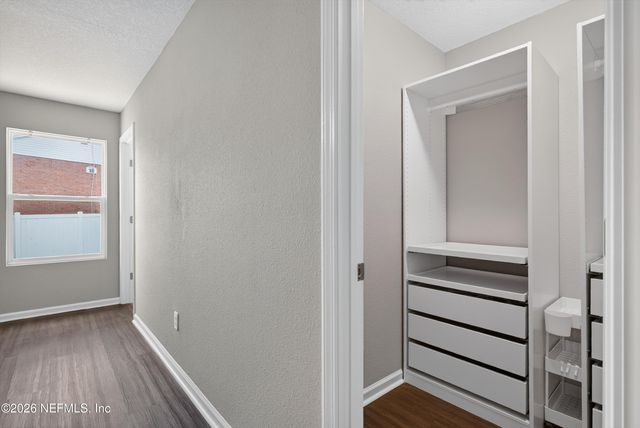 7253 TOWNSEND VILLAGE Court, Jacksonville, FL 32277