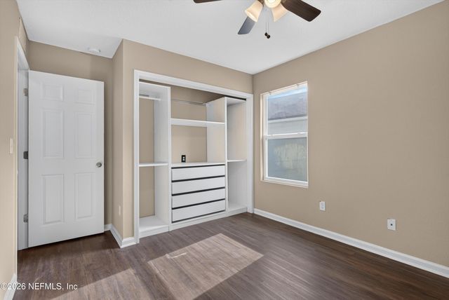 7253 TOWNSEND VILLAGE Court, Jacksonville, FL 32277