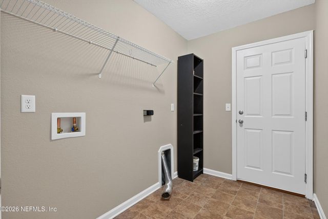 7253 TOWNSEND VILLAGE Court, Jacksonville, FL 32277