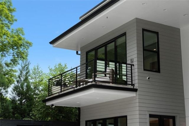 4063 Rickenbacker Drive NE, Atlanta, GA 30342