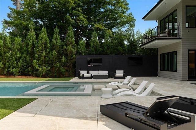 4063 Rickenbacker Drive NE, Atlanta, GA 30342