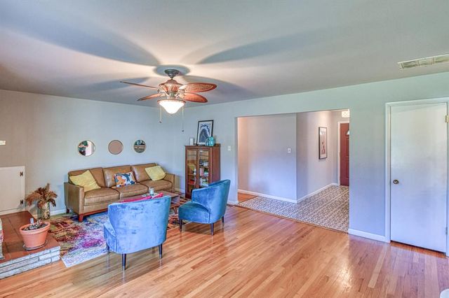 1221 Cruce Street, Norman, OK 73069