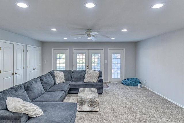 1221 Cruce Street, Norman, OK 73069